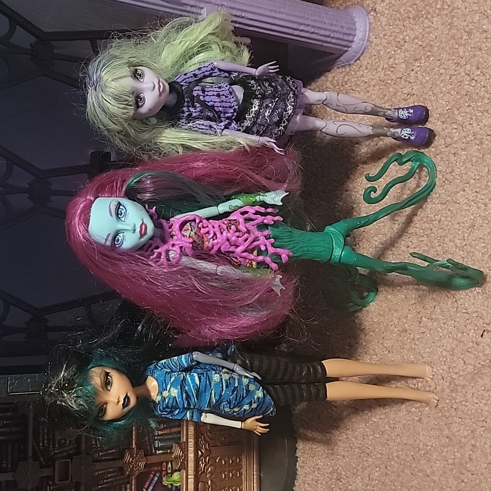 Monster high lot